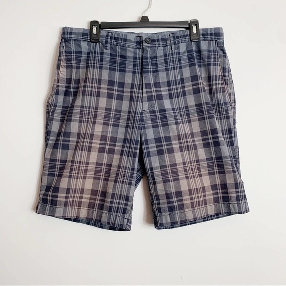 Banana Republic Other - Banana Republic 34 Gray Plaid Flat Front Shorts